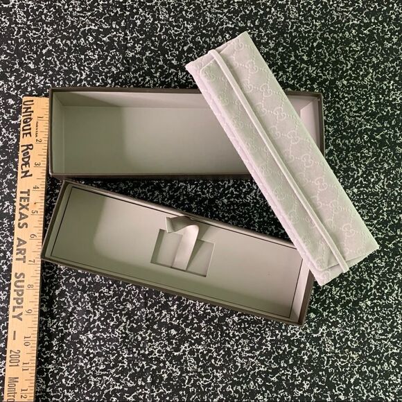 Gucci Gift Box with Dust Bag - Picture 2 of 5